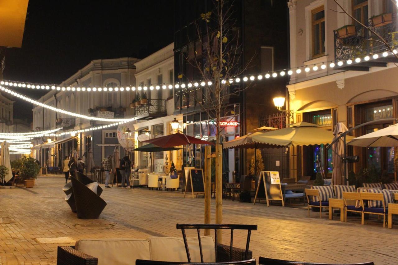 Hotel Q&B House Tiflis Exterior foto