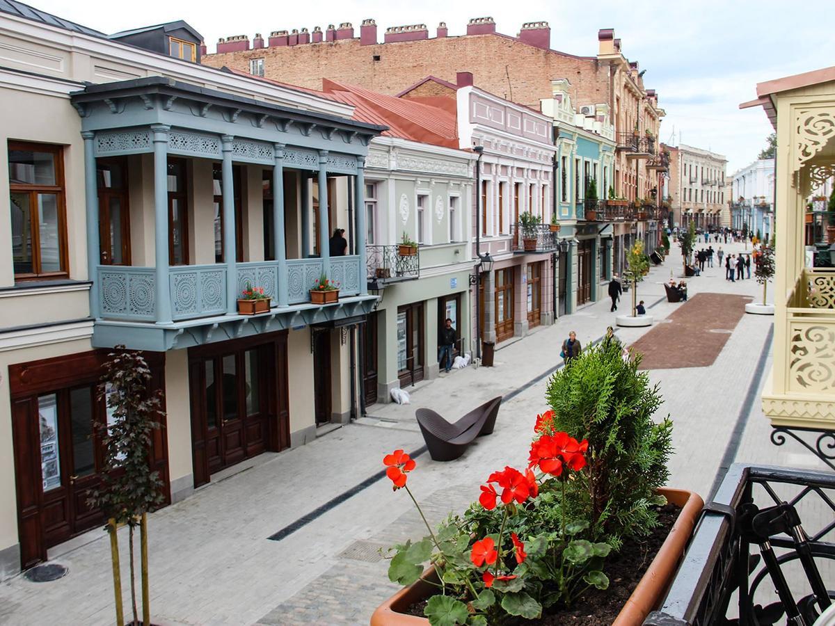 Hotel Q&B House Tiflis Exterior foto