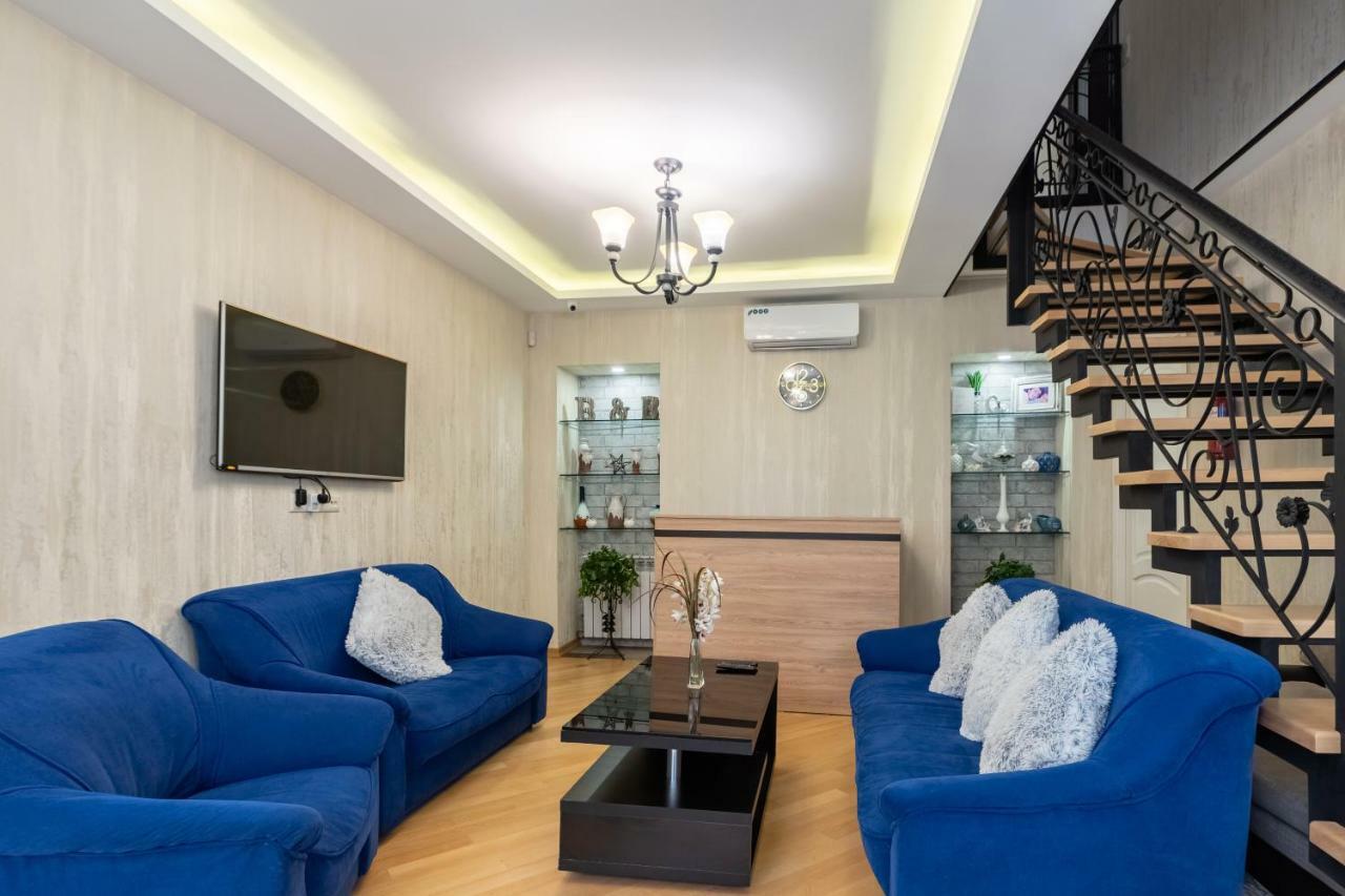 Hotel Q&B House Tiflis Exterior foto